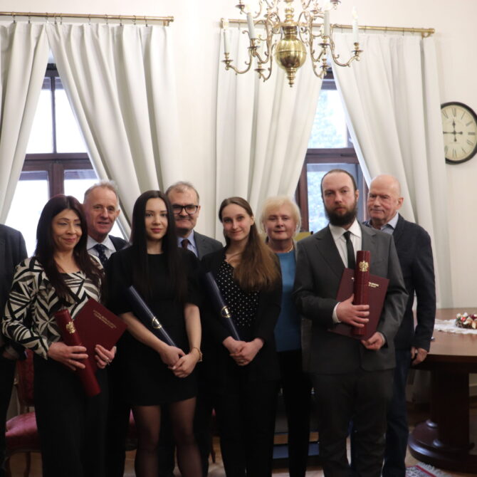 Uroczystość wręczenia dyplomów doktorskich i habilitacyjnych